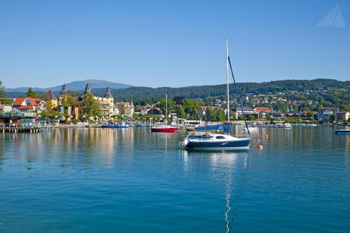 Hotel-Restaurant "Veldener Traumschiff" Direkt Am See In 2Min Im Zentrum Velden am Wörthersee Eksteriør bilde