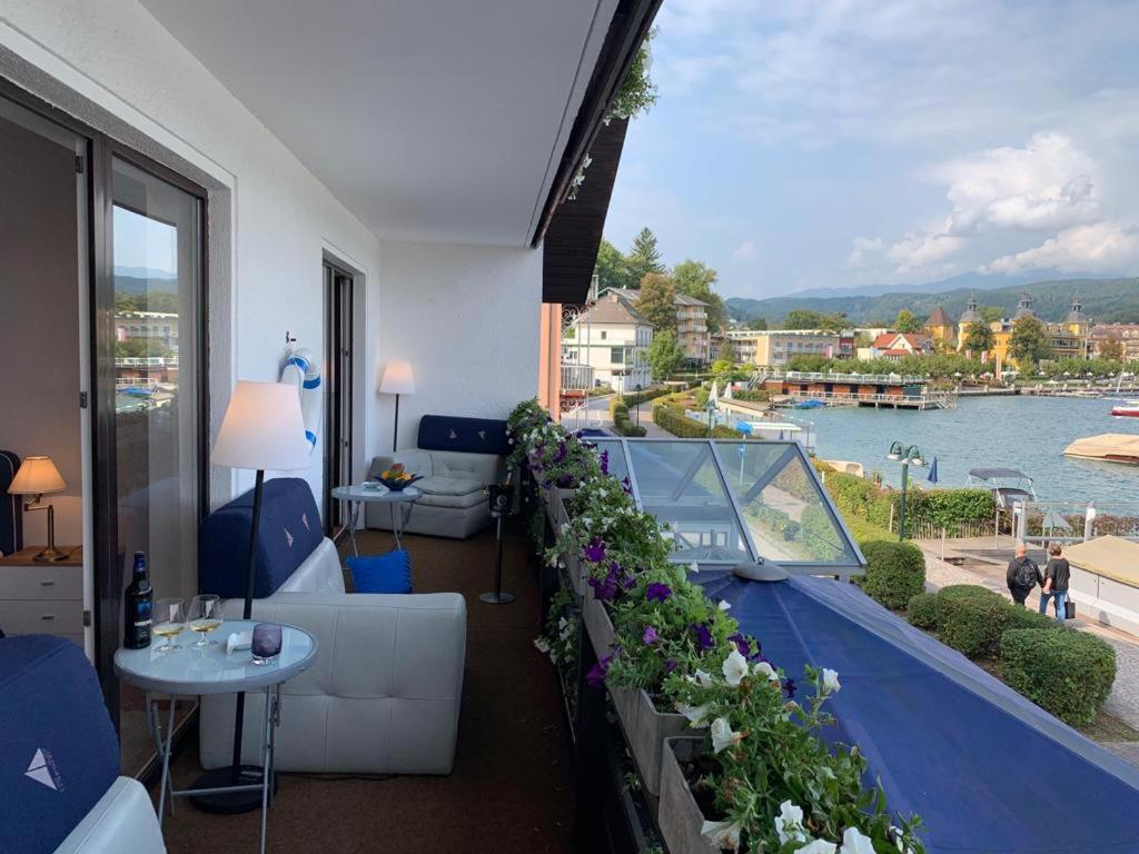 Hotel-Restaurant "Veldener Traumschiff" Direkt Am See In 2Min Im Zentrum Velden am Wörthersee Eksteriør bilde